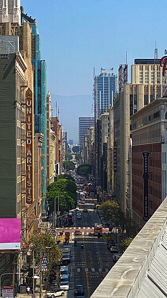 Broadway (Los Angeles)